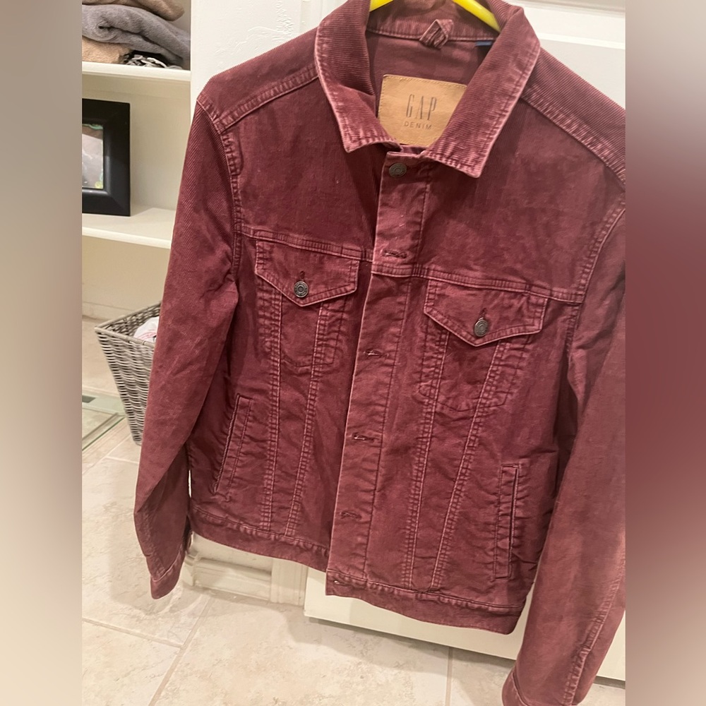 Men’s Gap corduroy jacket